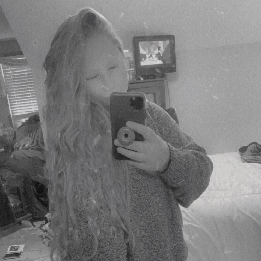 Meet your Posher, Hannah